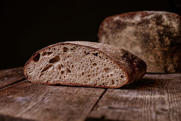 Sylter Sauerteigbrot: Das Gaues-Weißbrotrezept lässt sich auch im Haushaltsofen nachbacken.