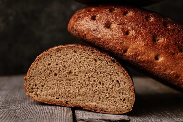 Feinporig und Saftig: Mischbrot mit Glanz wie vom Bäcker